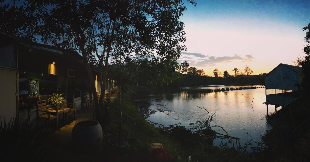 Homestay Bien Rung Gia Nghia Luaran gambar
